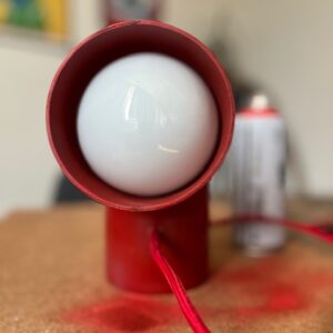 Création de lpetites lampes coudées en PVC à poser